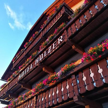 Hotel Holzer Sexten Bagian luar foto